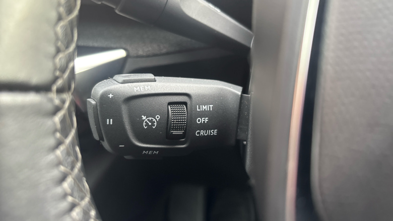 Peugeot 3008 1.2 PureTech Allure Premium 5dr Petrol Estate